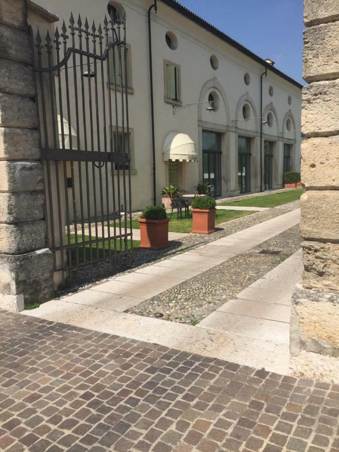 Villa Vecelli Cavriani Mozzecane Luaran gambar