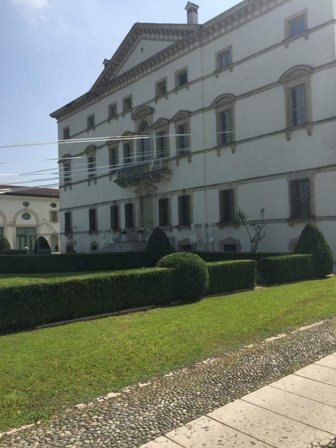 Villa Vecelli Cavriani Mozzecane Luaran gambar