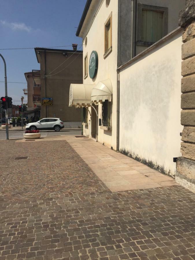 Villa Vecelli Cavriani Mozzecane Luaran gambar